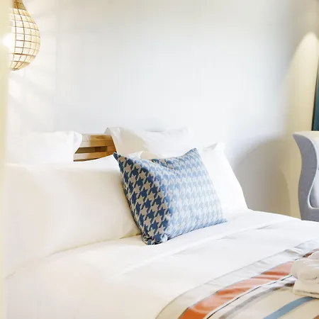 Hotell & Restaurant Le Pre 4*
